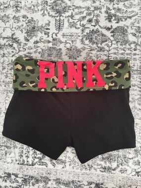 PINK Victoria's Secret Green Camo Leopard Fold-Over Waistband Shorts